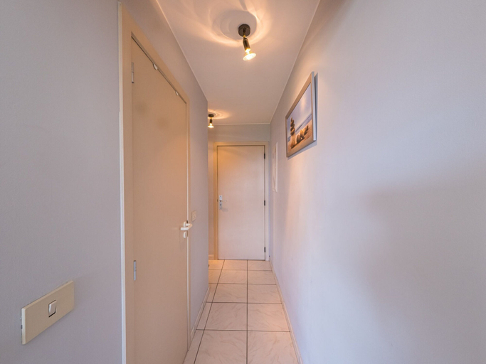 Others 5, Apartment Overlooking the Green Surroundings, West-Vlaanderen
