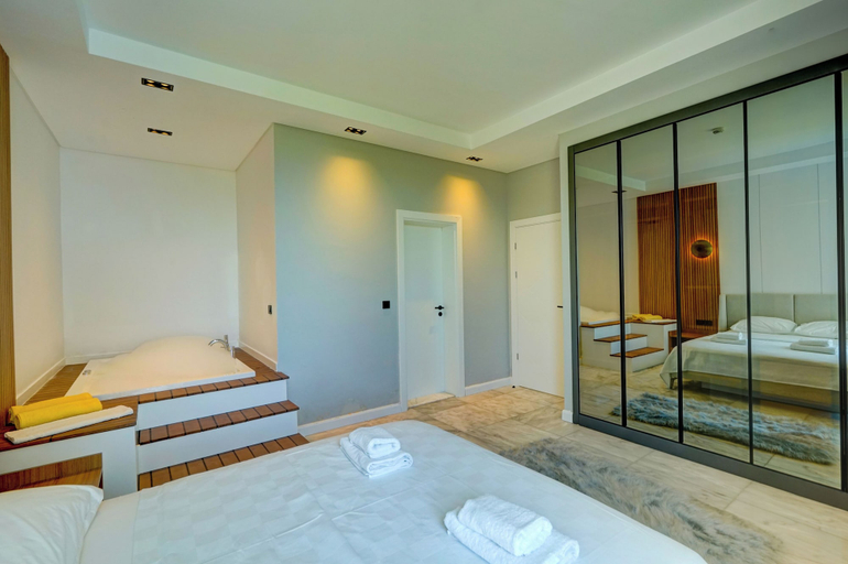 Room 5, Saturn-4 PLANET LUXURY VILLAS, Kaş