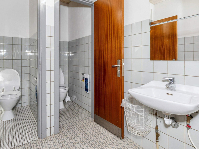 Bathroom 4, 12 Person Holiday Home in Roslev, Skive