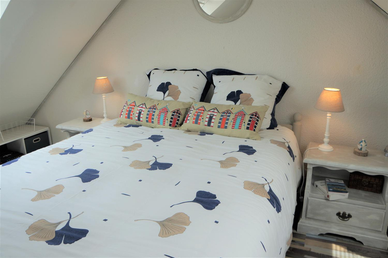 Bedroom 2, LILWENN, Morbihan