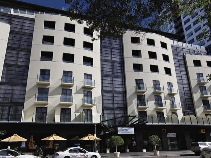 Exterior 10