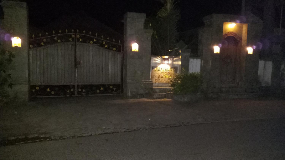 Jemeluk Beach Bungalows, Karangasem