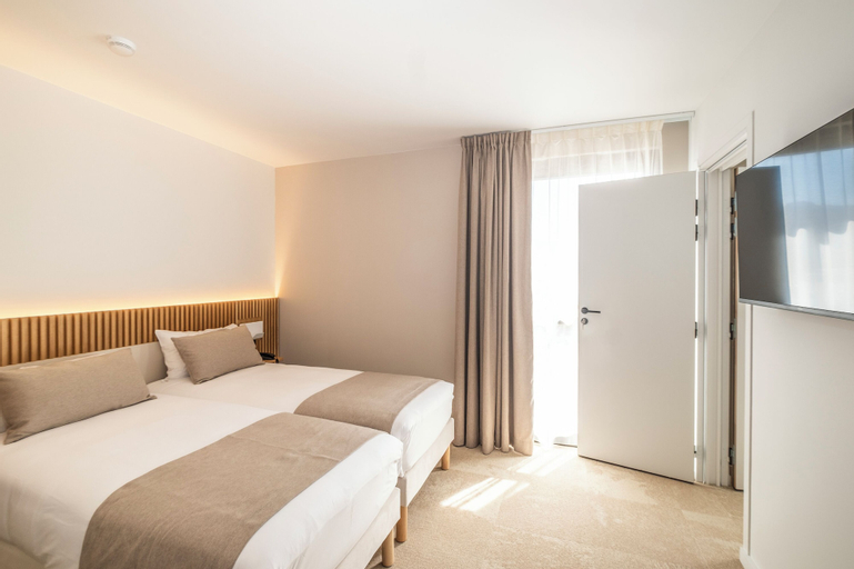 Bedroom 27