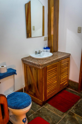 Bathroom 3, Canoa Suites, Sucre
