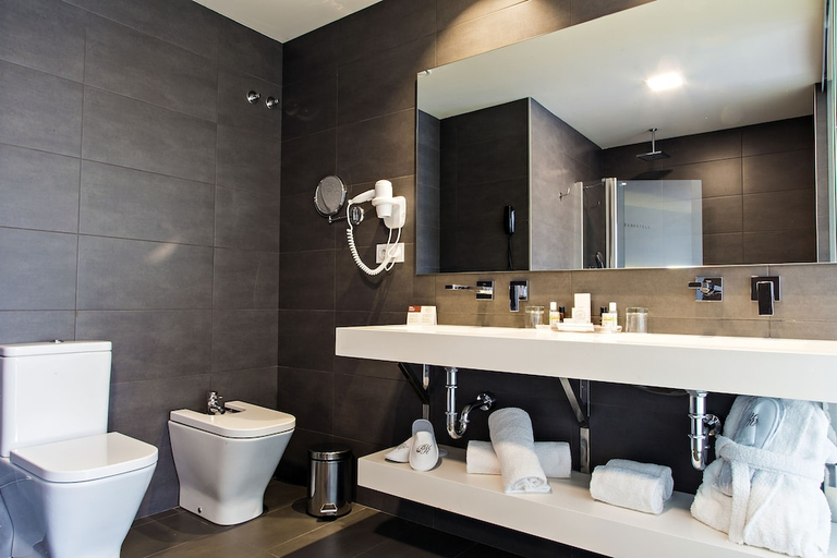 Bathroom 4, 1881 Barcelona Gran Rosellon Hotel, Barcelona