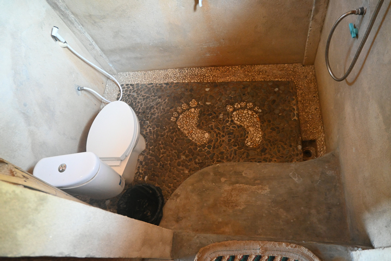 Bathroom 4