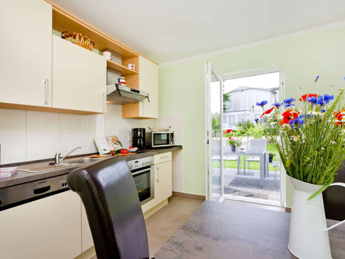 Private kitchen, Apartment in Tisens, Vorpommern-Rügen