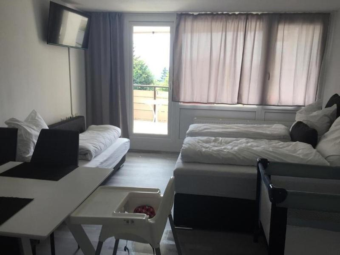 Bedroom 3, Ferienwohnung Reinhold im Predigtstuhl Resort, Straubing-Bogen