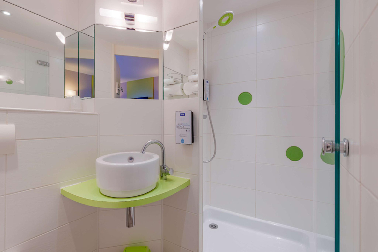 Bathroom 5