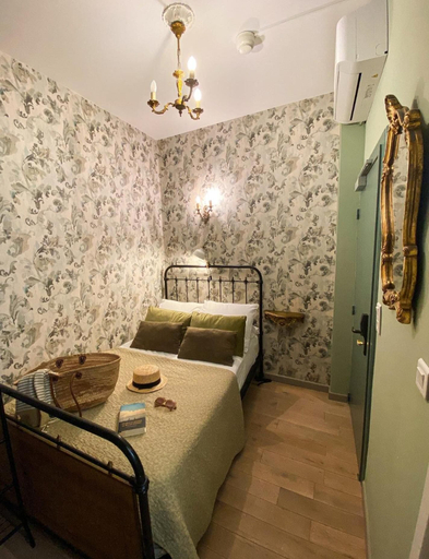Bedroom 5, Le Ponteil, Alpes-Maritimes