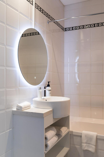 Bathroom 6