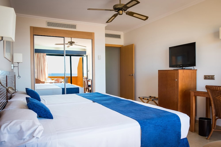 Bedroom 3, Playamarina Spa Hotel, Huelva