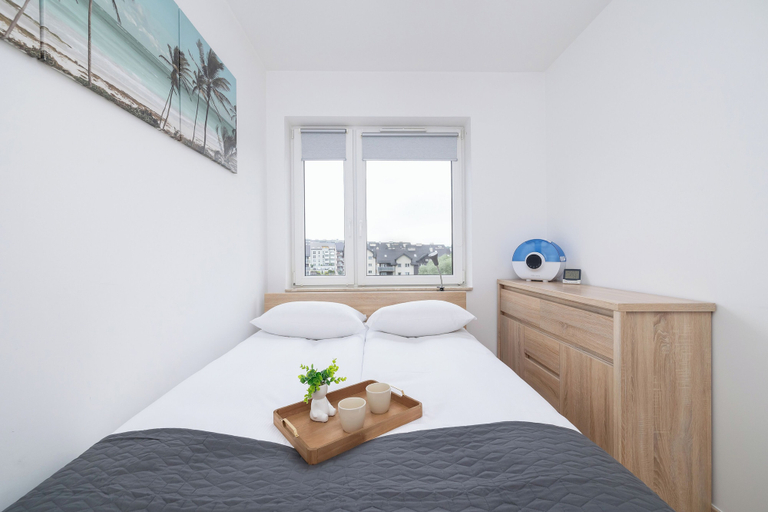 Bedroom 3, Air-conditioned Apartment by Renters, Kraków City