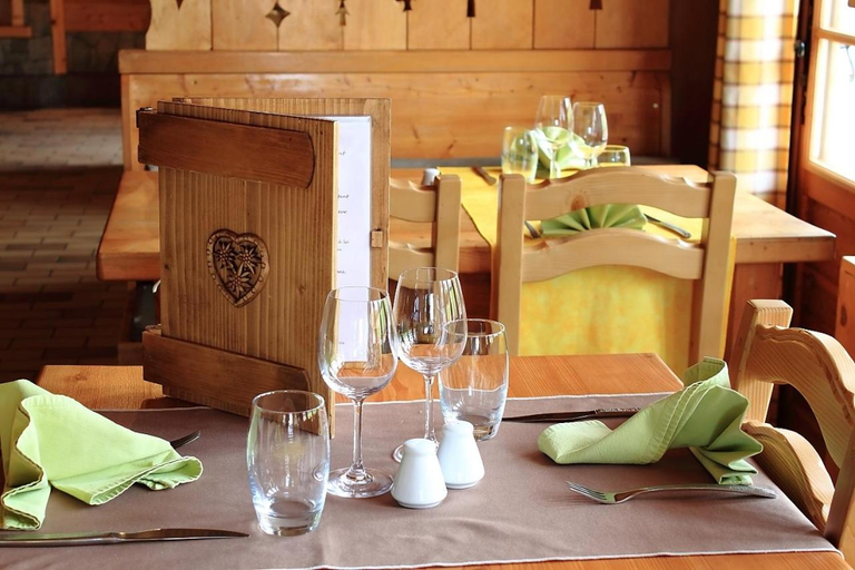 Public Area, Logis Hotel La Molliniere, Savoie