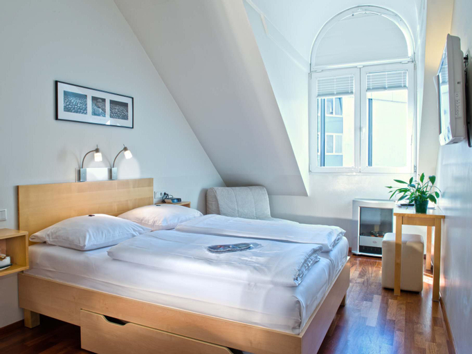 Bedroom 11