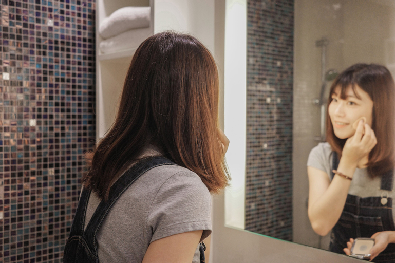 Bathroom 6