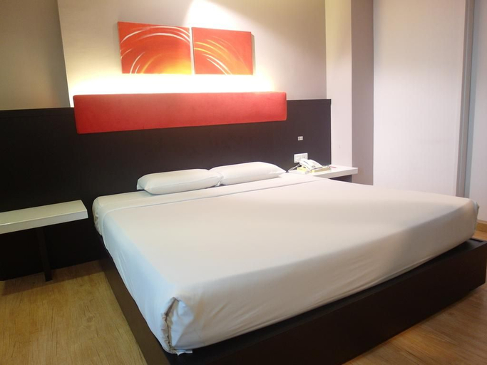 Bedroom 14