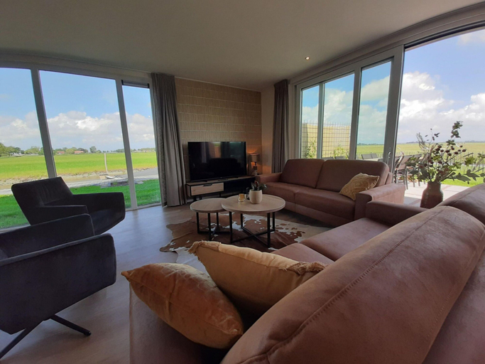 Others 4, Group Getaway in Friesland, Littenseradiel