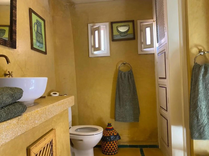Bathroom 2, Ryad El Borj, Marrakech