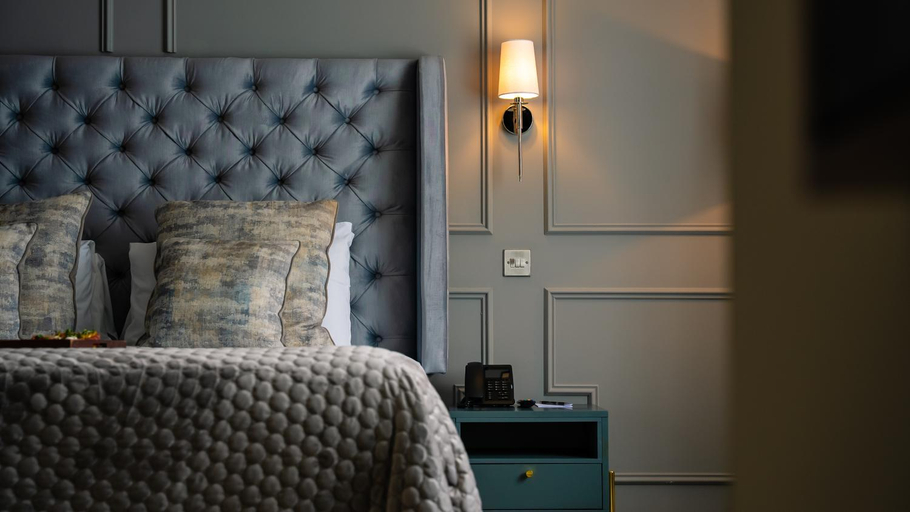 Bedroom 2, Sandymount Hotel, Dublin