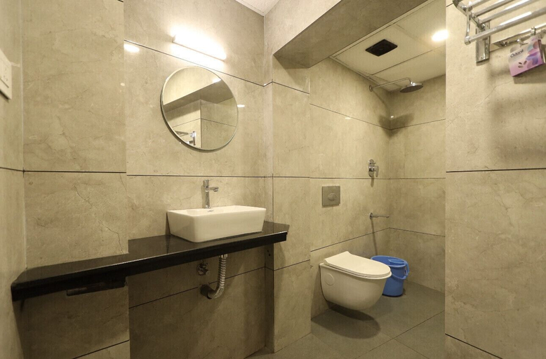 Bathroom 4, HOTEL PRESIDENT PARK, Coimbatore