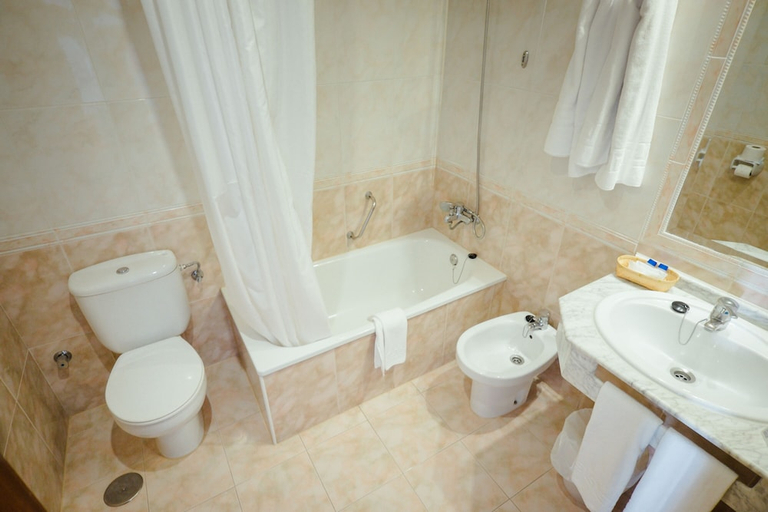 Bathroom 5, Ona Las Rampas, Málaga