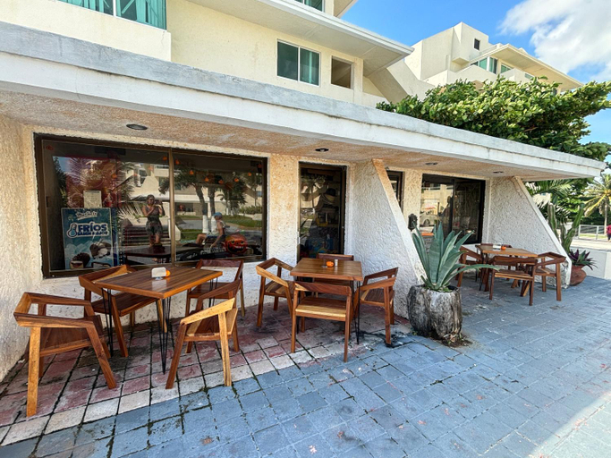Food & Drinks, Amazing Beach Oceanfront ground floor apartments 1 or 2 bedrooms Brisas Shores, Benito Juárez