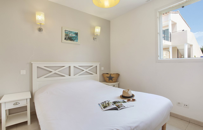 Bedroom 15