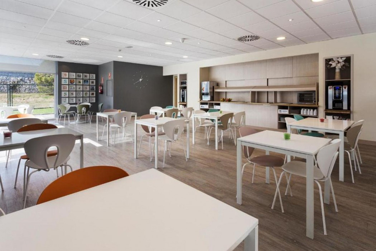 Food & Drinks 5, B&B Hotel Madrid Las Rozas, Madrid