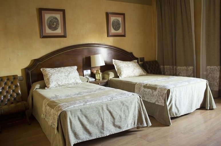 Bedroom 2, Princesa Ana, Granada