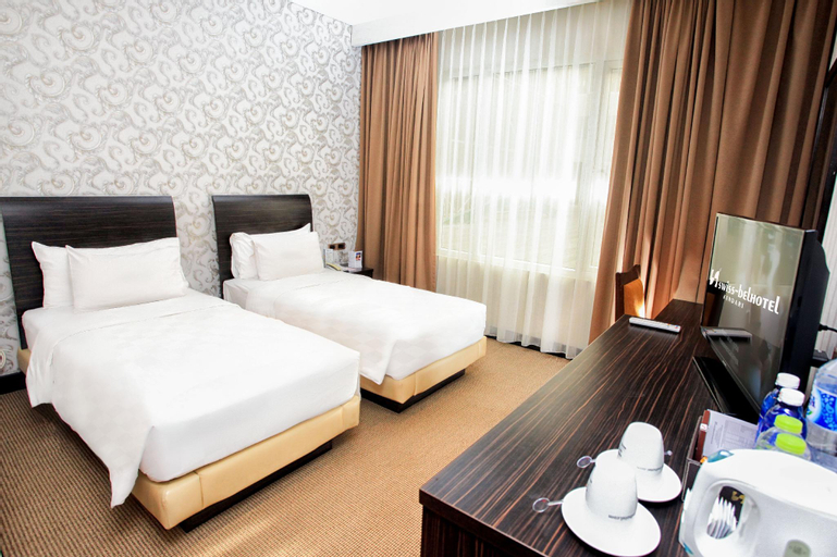 Bedroom 13