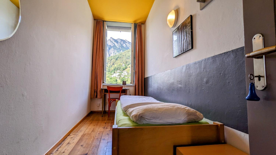 Bedroom 2, Villa Edera Exclusive Rental, Locarno