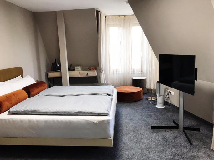 Bedroom 2, Hotel Krumbach, Günzburg