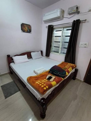 Bedroom 5, Veeru Homestay, Bellary