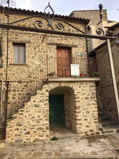 Others 4, A casa da Titta, Potenza