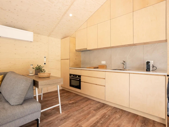Private kitchen, Nice Holiday Home in Kortgene With Garden, Noord-Beveland