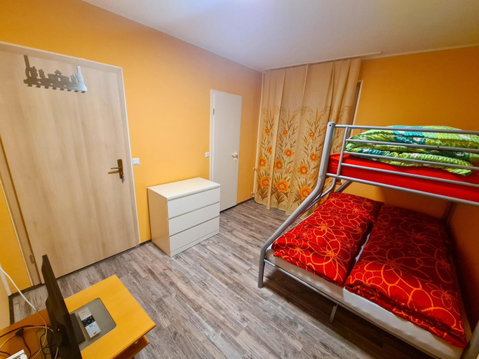 Bedroom 3, Hotel garni Am Hochwald, Goslar