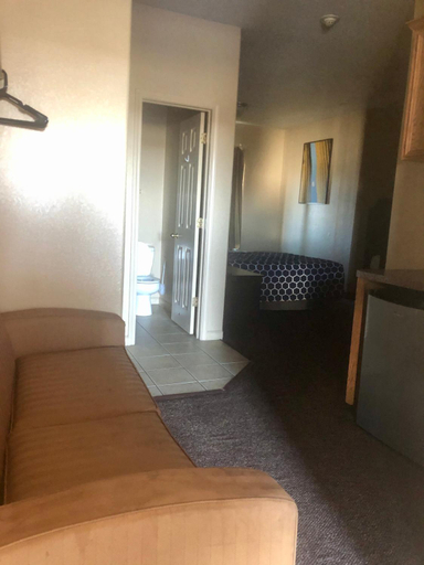 Others 4, Lone Star Inn & Suites, Bell