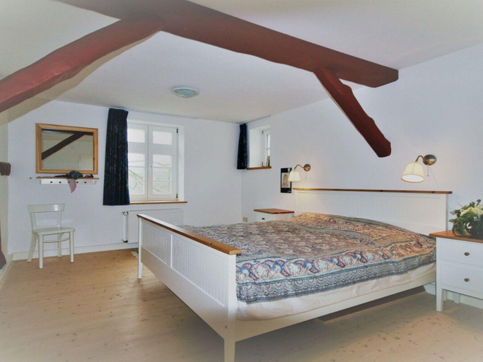Room 4, Holiday Apartment Kemenate, Kassel