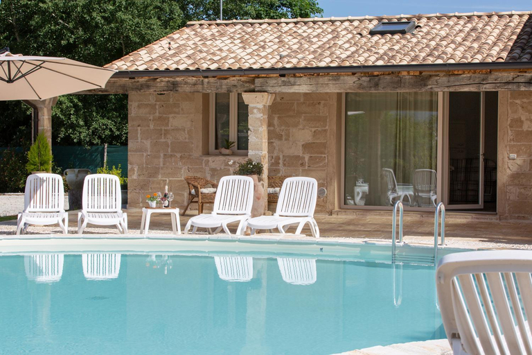 Sport & Beauty 2, Casa Brigante Luxury with Pool, Lucca