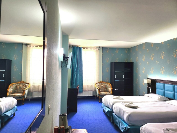 Bedroom 2, Hotel Grand Paris, Val-de-Marne