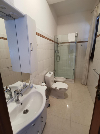 Bathroom 3, Affittacamere La Palafitta, La Spezia