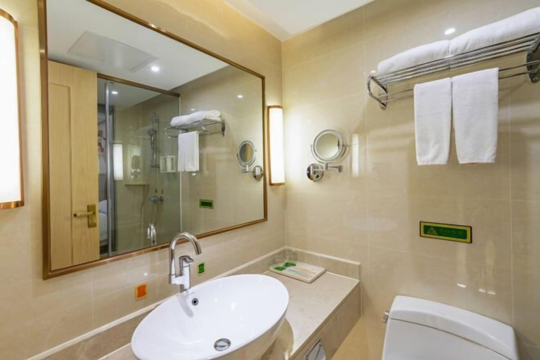 Bathroom 3, Vienna Hotel (Hengnan Nanyue Airport), Hengyang