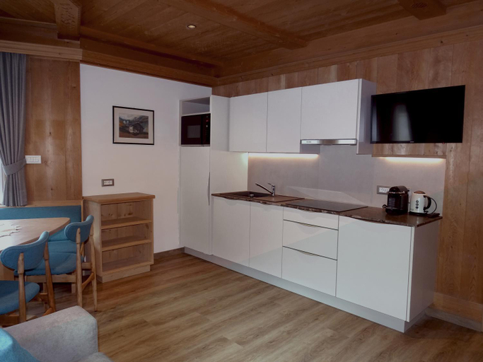 Others 5, Villa Aurelia, Bolzano