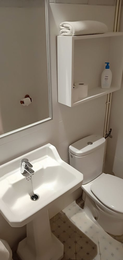 Bathroom 3, Hostal Cas Bombu, Baleares