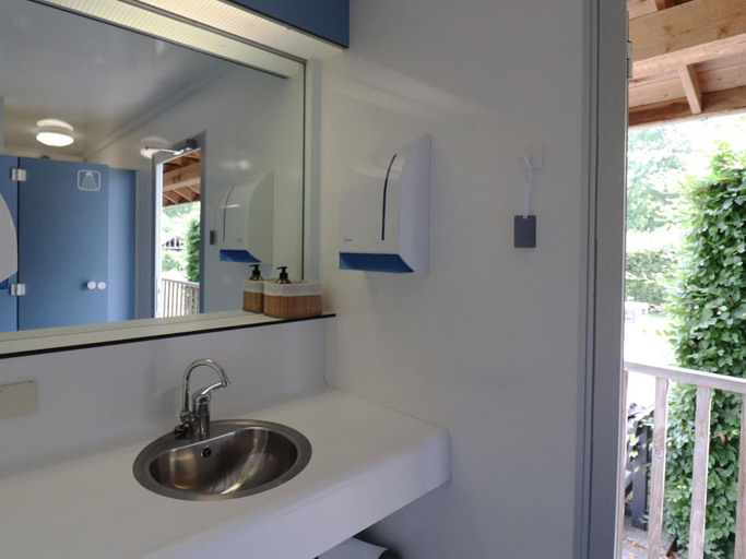 Bathroom 2, Glamping in Friesland With Friends, Achtkarspelen