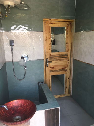 Bathroom 3, The Awareness Cafe & Homestay By GRB, Gurgaon