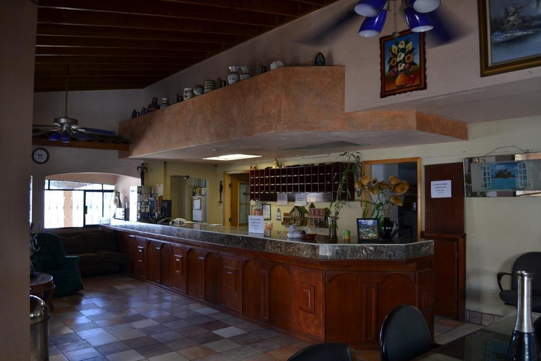Food & Drinks, HOTEL SEVILLA, Tijuana