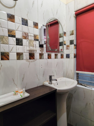 Bathroom 3, Janvi International Inn Muzaffarpur, Muzaffarpur