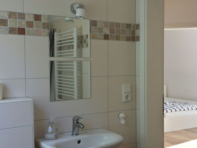 Bathroom 3, Apartment Bare With Ebike Rental, Oldenburg